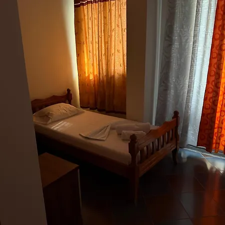 Arel 1 Apartment *